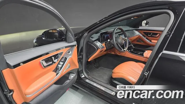 Mercedes-Benz S-Class 2022 — фото 13