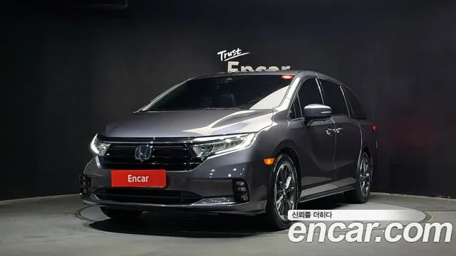 Honda Odyssey 2021 — фото 1