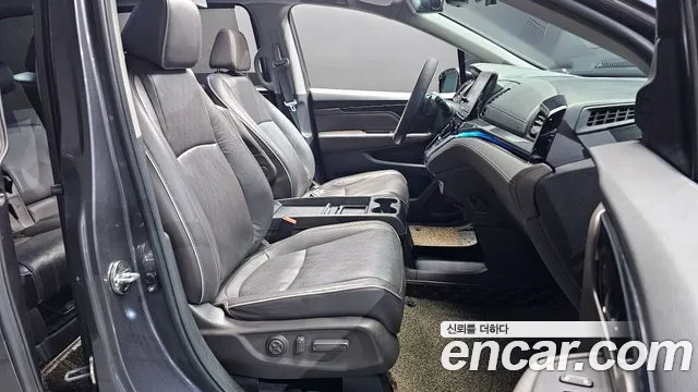 Honda Odyssey 2021 — фото 17
