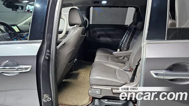Honda Odyssey 2021 — фото 16