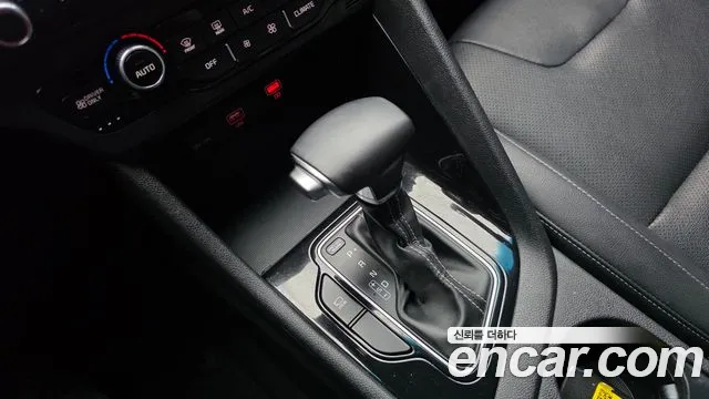 Kia Niro 2021 — фото 12