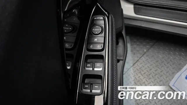Kia Niro 2021 — фото 20