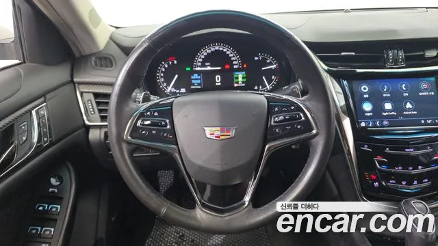 Cadillac CTS 2018 — фото 15