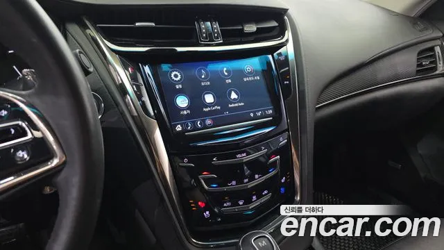Cadillac CTS 2018 — фото 17