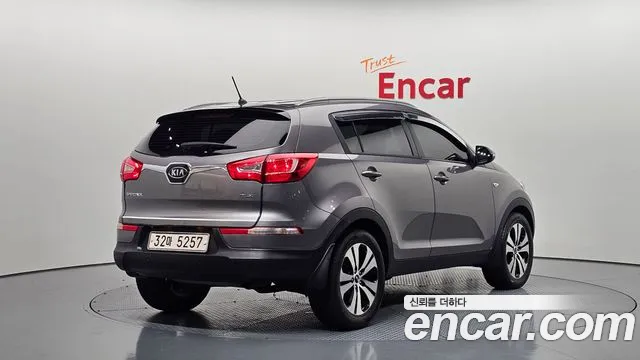 Kia Sportage 2011 — фото 2