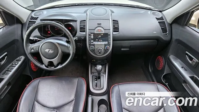 Kia Soul 2010 — фото 7