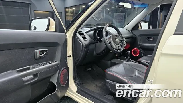 Kia Soul 2010 — фото 10