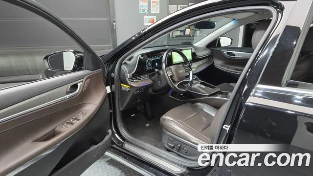Hyundai Grandeur 2020 — фото 10
