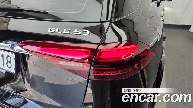 Mercedes-Benz GLE-Class 2025 — фото 9