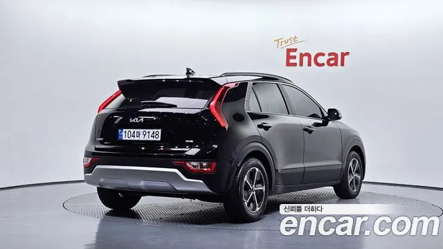 Kia Niro 2022 — фото 2