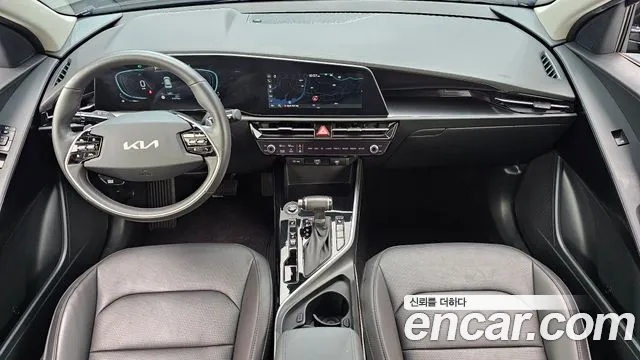 Kia Niro 2022 — фото 10