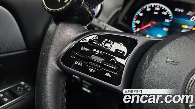 Mercedes-Benz GLB-Class 2021 — фото 20