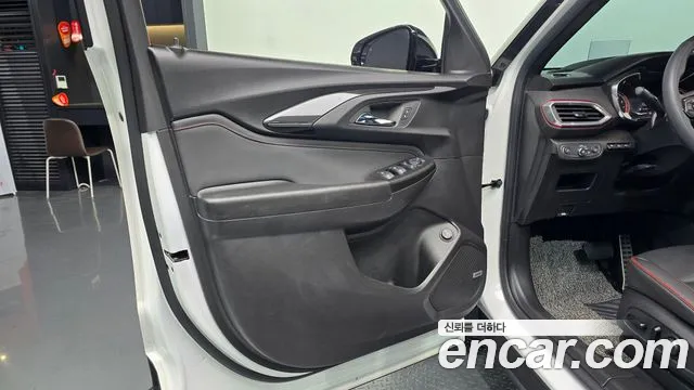 ChevroletGMDaewoo Trailblazer 2023 — фото 14