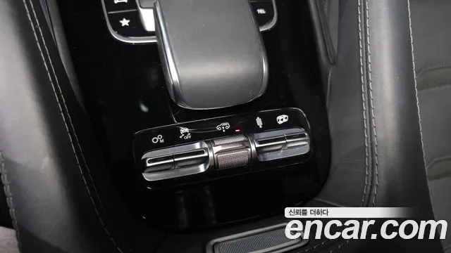 Mercedes-Benz GLE-Class 2022 — фото 31