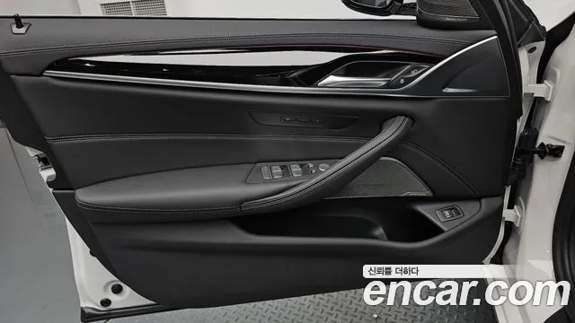BMW 5-Series 2021 — фото 14