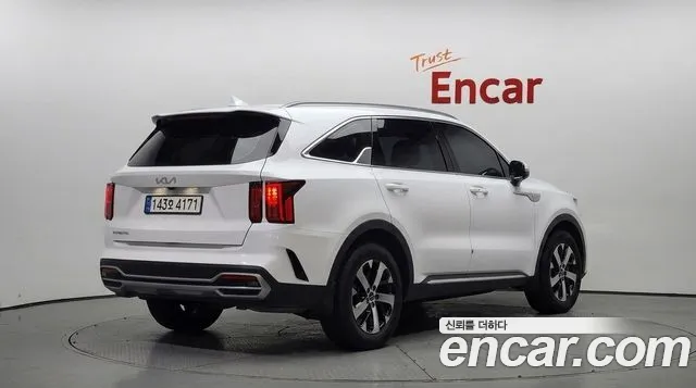 Kia Sorento 2023 — фото 2