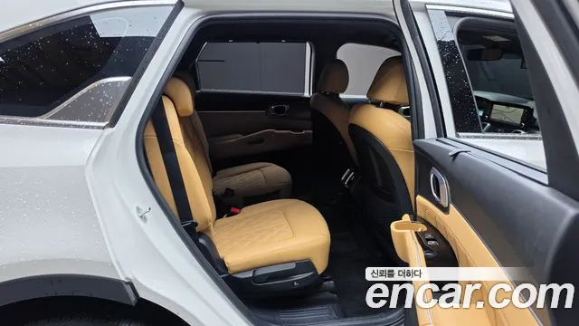 Kia Sorento 2023 — фото 17