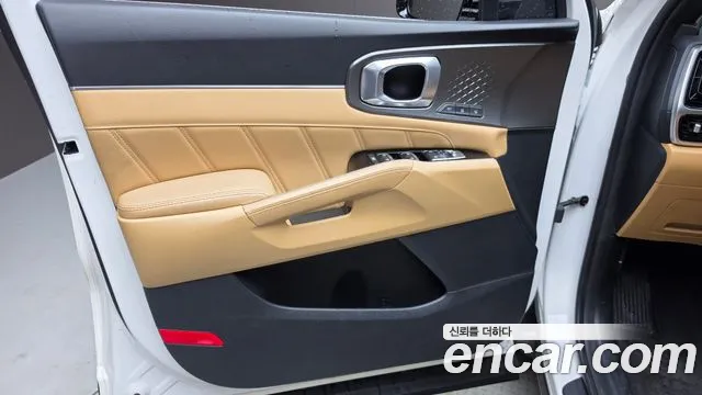 Kia Sorento 2023 — фото 14