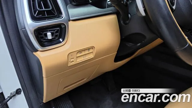 Kia Sorento 2023 — фото 27