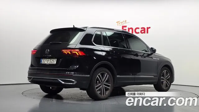 Volkswagen Tiguan 2021 — фото 2