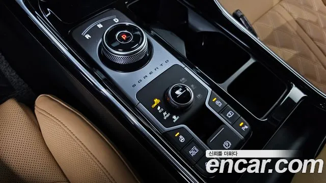 Kia Sorento 2023 — фото 12