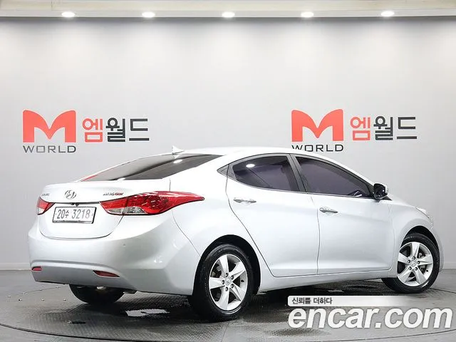 Hyundai AVANTE 2012 — фото 3
