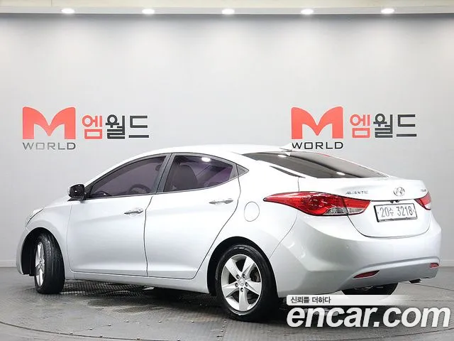 Hyundai AVANTE 2012 — фото 4