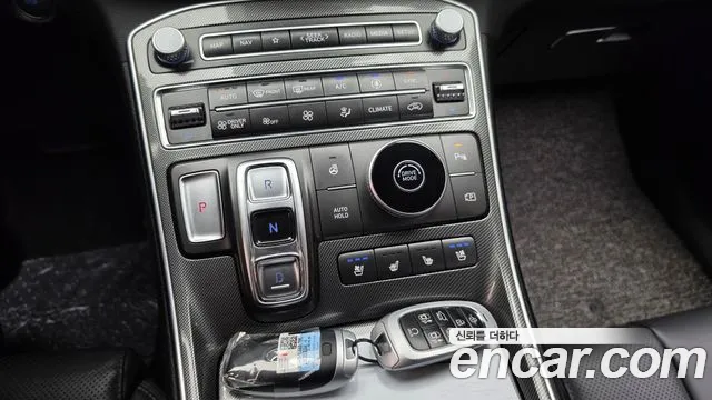 Hyundai Santafe 2023 — фото 12