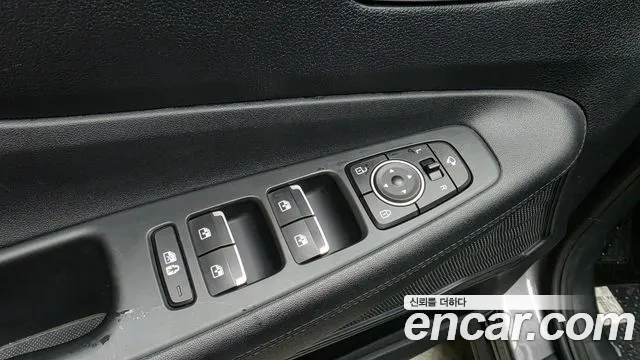 Hyundai Santafe 2023 — фото 26