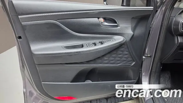 Hyundai Santafe 2023 — фото 14