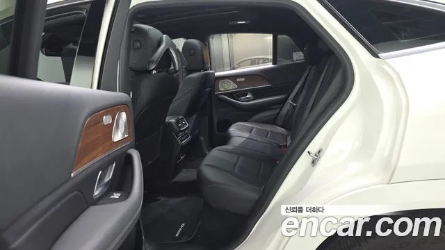 Mercedes-Benz GLE-Class 2022 — фото 16