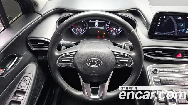 Hyundai Santafe 2021 — фото 18