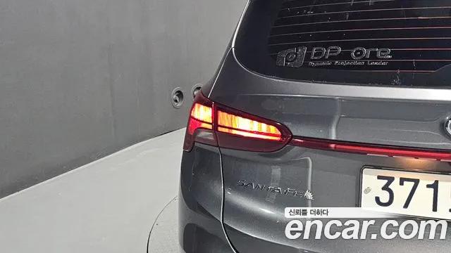 Hyundai Santafe 2021 — фото 9