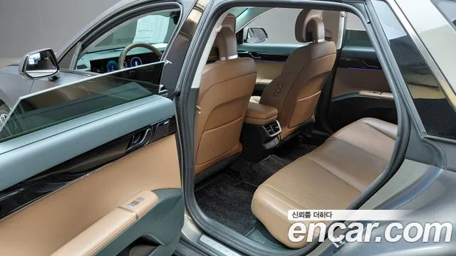Hyundai Grandeur 2023 — фото 18