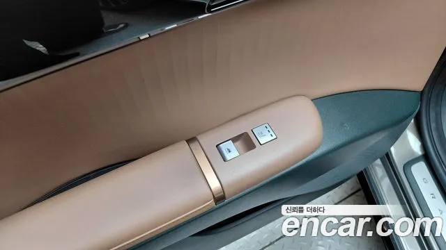 Hyundai Grandeur 2023 — фото 27