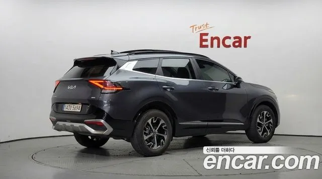 Kia Sportage 2022 — фото 2