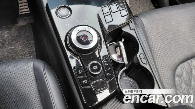 Kia Sportage 2022 — фото 12
