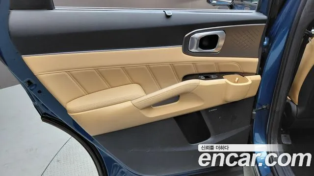 Kia Sorento 2022 — фото 15