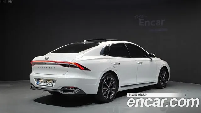 Hyundai Grandeur 2023 — фото 2