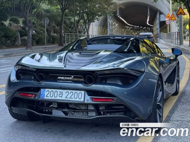 Mclaren 720S 2019 — фото 13