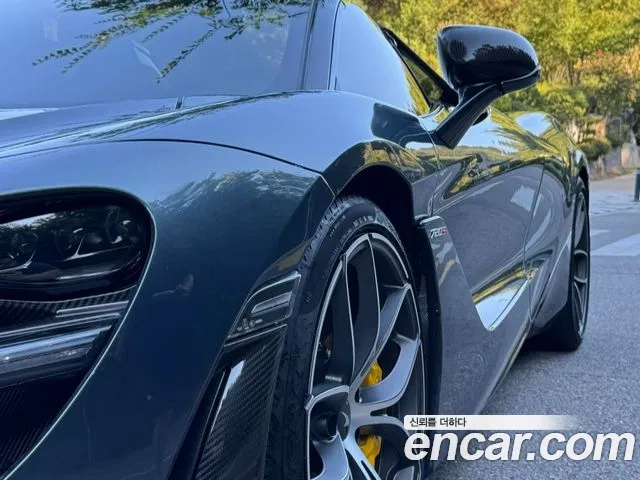 Mclaren 720S 2019 — фото 15
