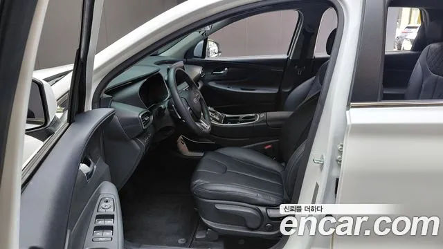 Hyundai Santafe 2023 — фото 13