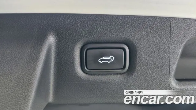 Hyundai Santafe 2023 — фото 22