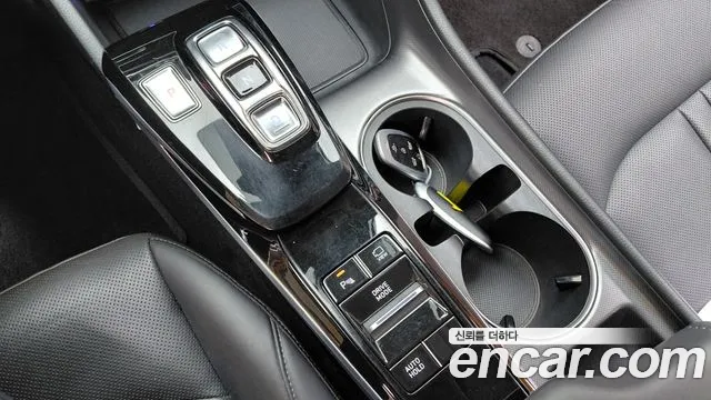 Hyundai Sonata 2023 — фото 12