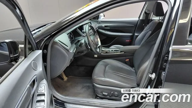 Hyundai Sonata 2023 — фото 13