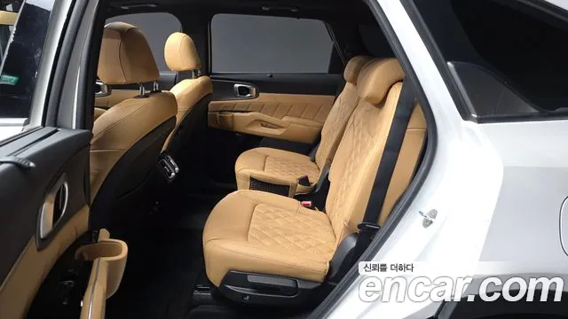 Kia Sorento 2021 — фото 16