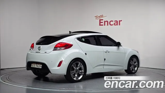 Hyundai Veloster 2015 — фото 2