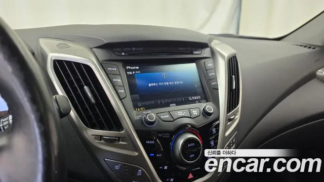 Hyundai Veloster 2015 — фото 20
