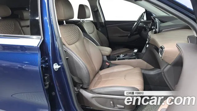 Hyundai Santafe 2019 — фото 17