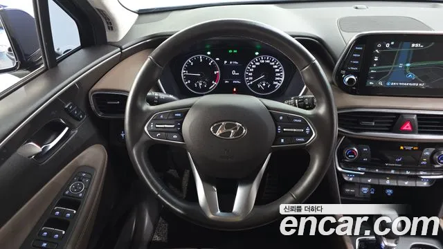 Hyundai Santafe 2019 — фото 19